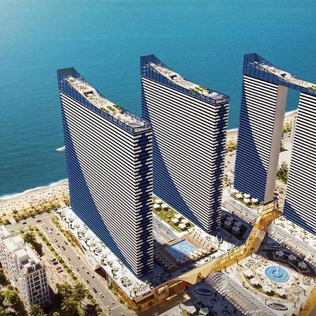 Delux Sea View Aparthotel In Orbi City Batumi Exteriör bild